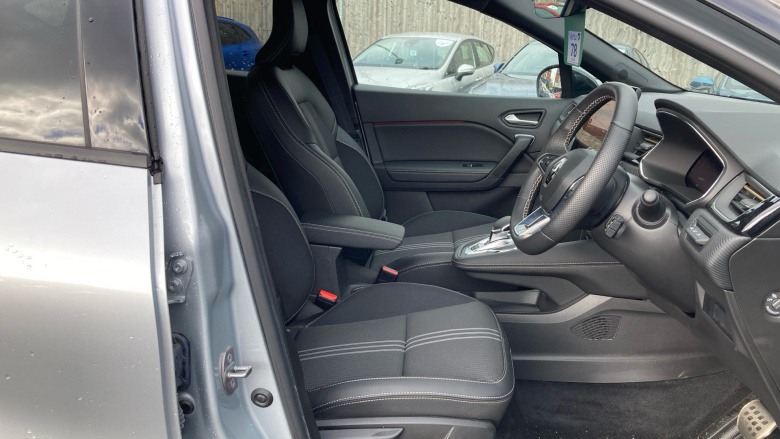 Renault Captur 1.6 E-Tech full hybrid 145 Engineered 5dr Auto Hybrid Hatchback